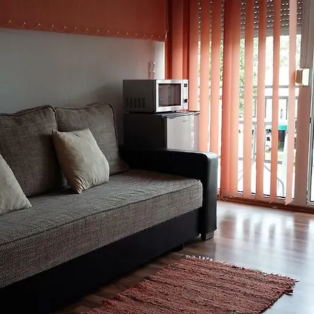 Two-bedroom In I Apartmán